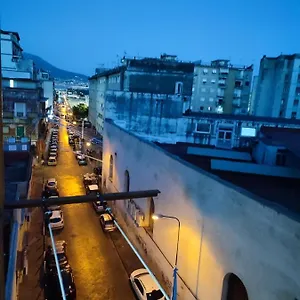 Bed & Breakfast D&m21, Napoli